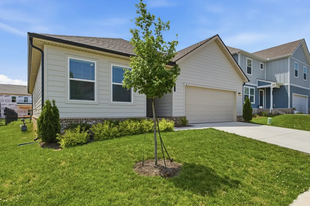 640 Cedar Brook Drive White House TN 37188