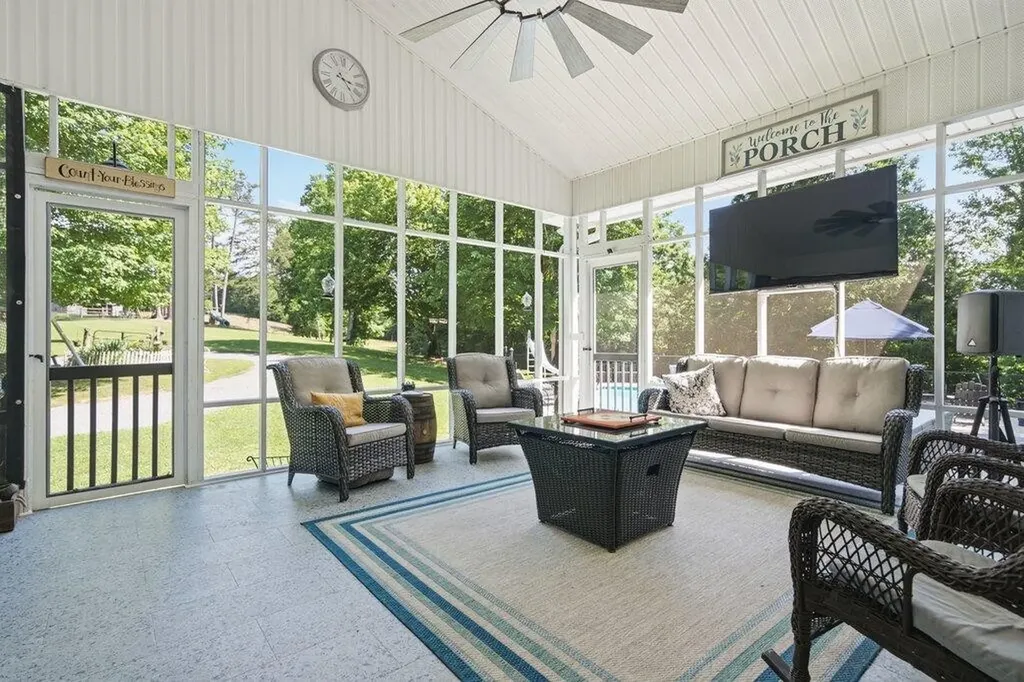 350 Piney Point Road Spring City TN 37381