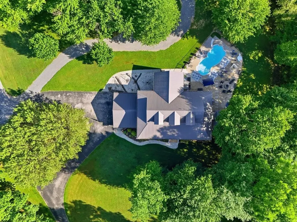 350 Piney Point Road Spring City TN 37381