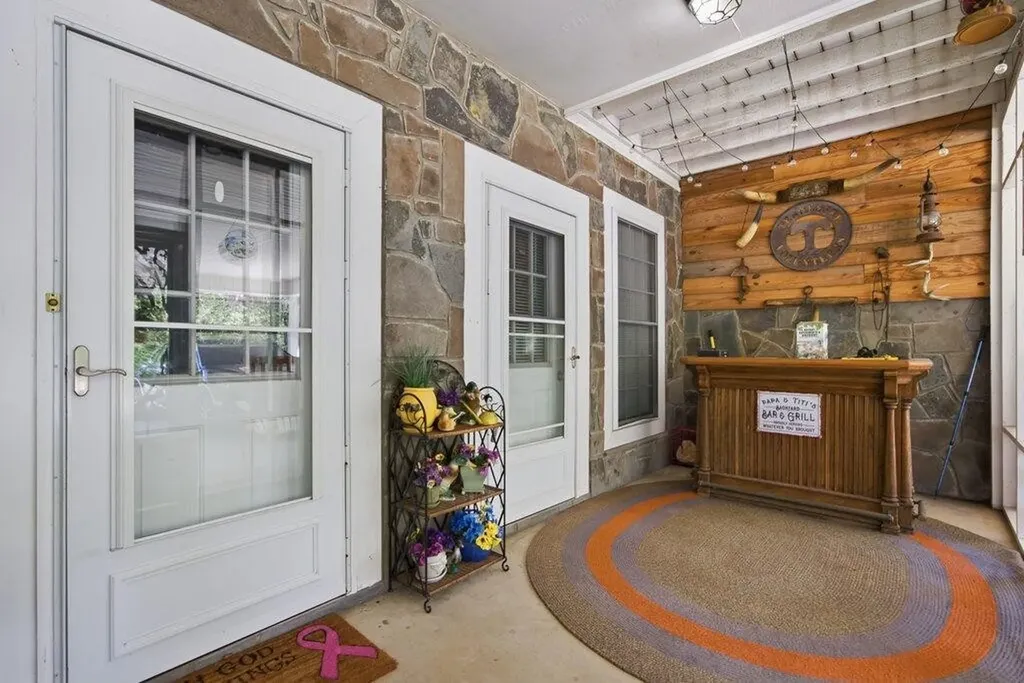350 Piney Point Road Spring City TN 37381
