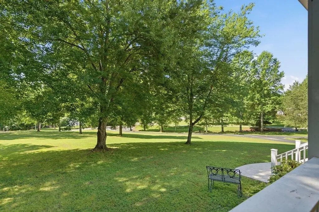 350 Piney Point Road Spring City TN 37381