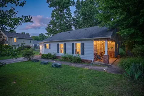 119 Silver Leaf Circle Dickson TN 37055