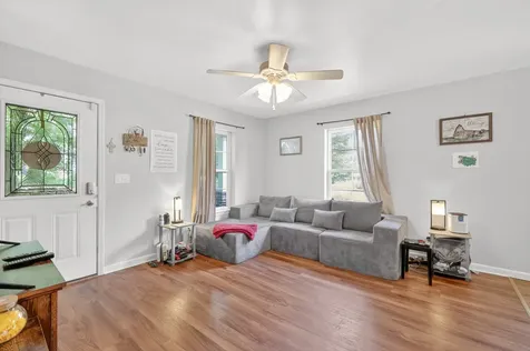 119 Silver Leaf Circle Dickson TN 37055
