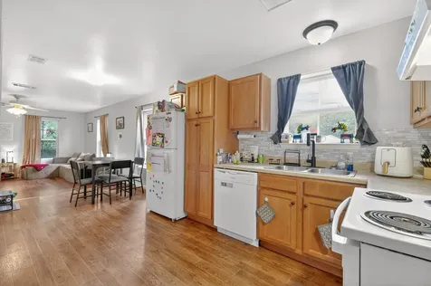 119 Silver Leaf Circle Dickson TN 37055