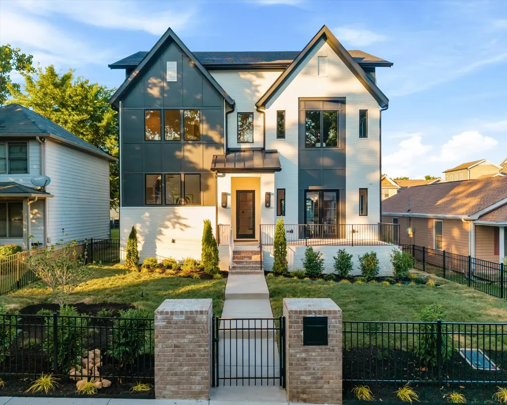 928 11th Ave, N Nashville TN 37208
