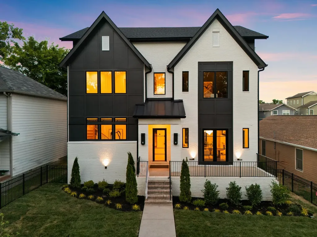 928 11th Ave, N Nashville TN 37208
