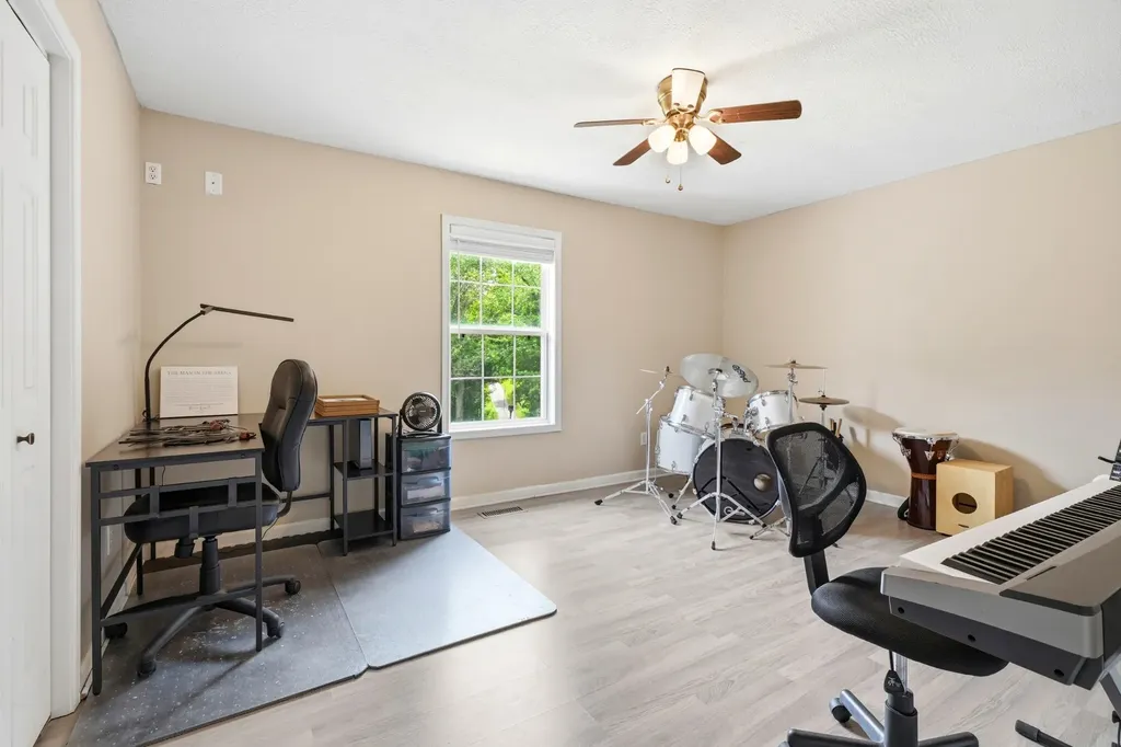 3166 Burr Road Springfield TN 37172