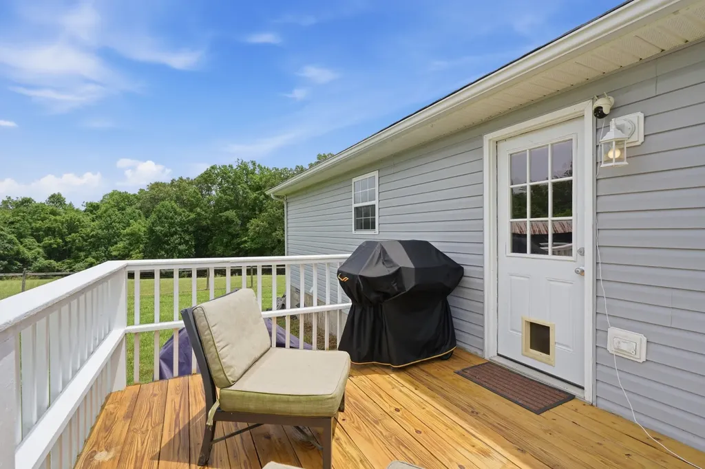 3166 Burr Road Springfield TN 37172