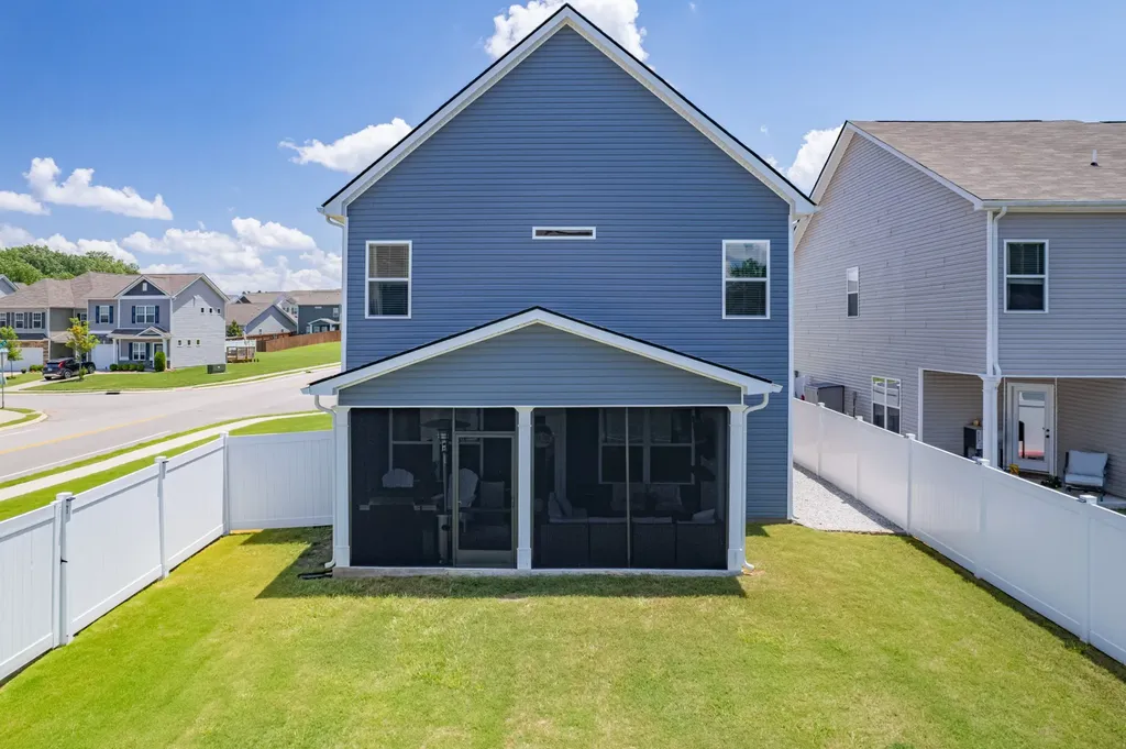 337 Geneva Lane Columbia TN 38401