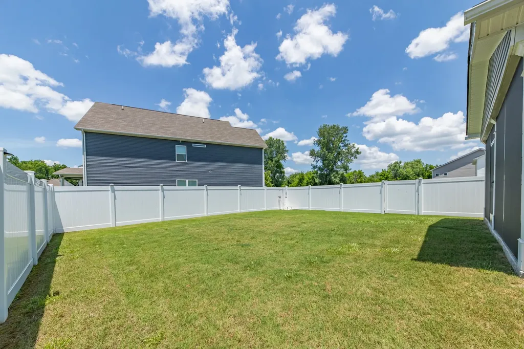337 Geneva Lane Columbia TN 38401