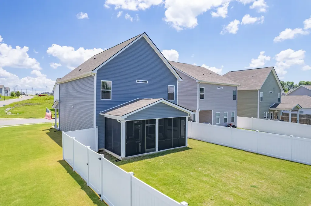337 Geneva Lane Columbia TN 38401