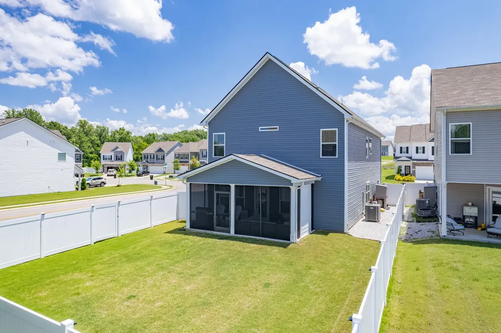 337 Geneva Lane Columbia TN 38401