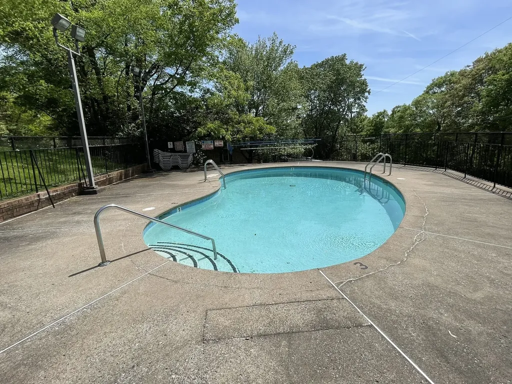 110 Bellevue Road Nashville TN 37221