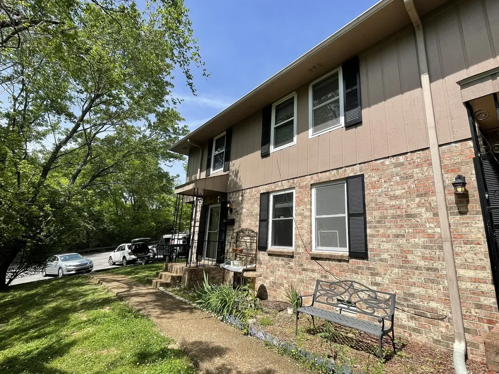 110 Bellevue Road Nashville TN 37221