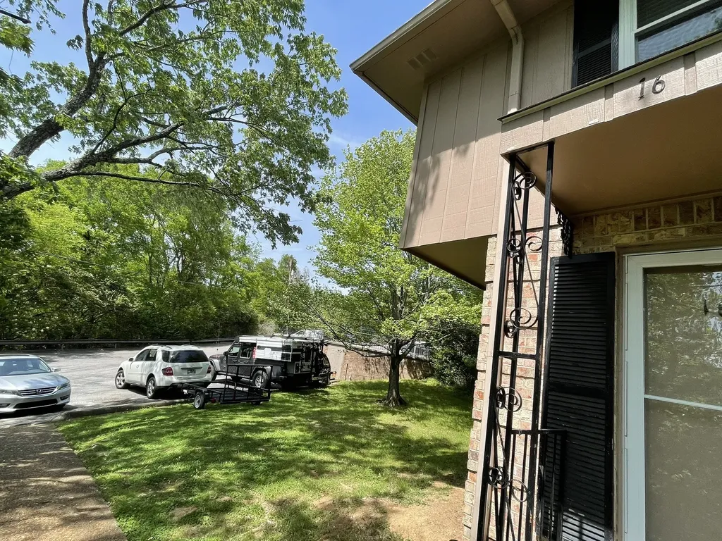 110 Bellevue Road Nashville TN 37221