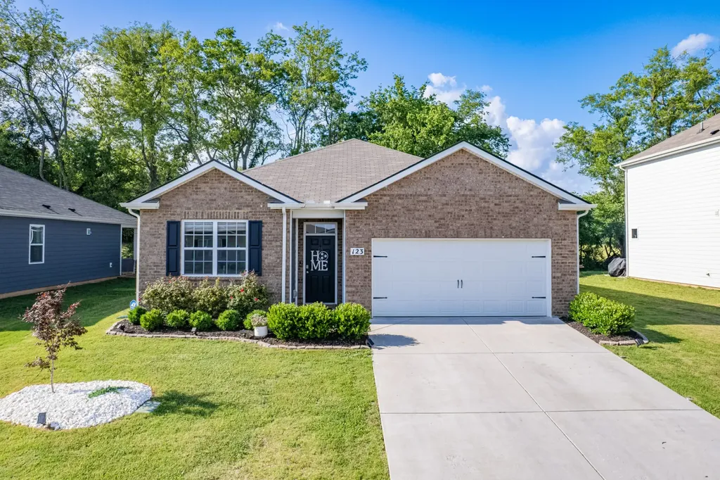 123 Olivia Circle Chapel Hill TN 37034