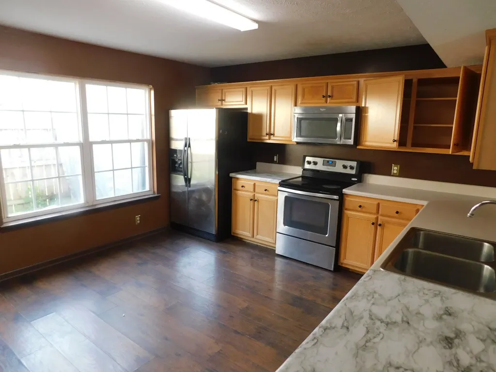 4112 Nir Shreibman Boulevard La Vergne TN 37086