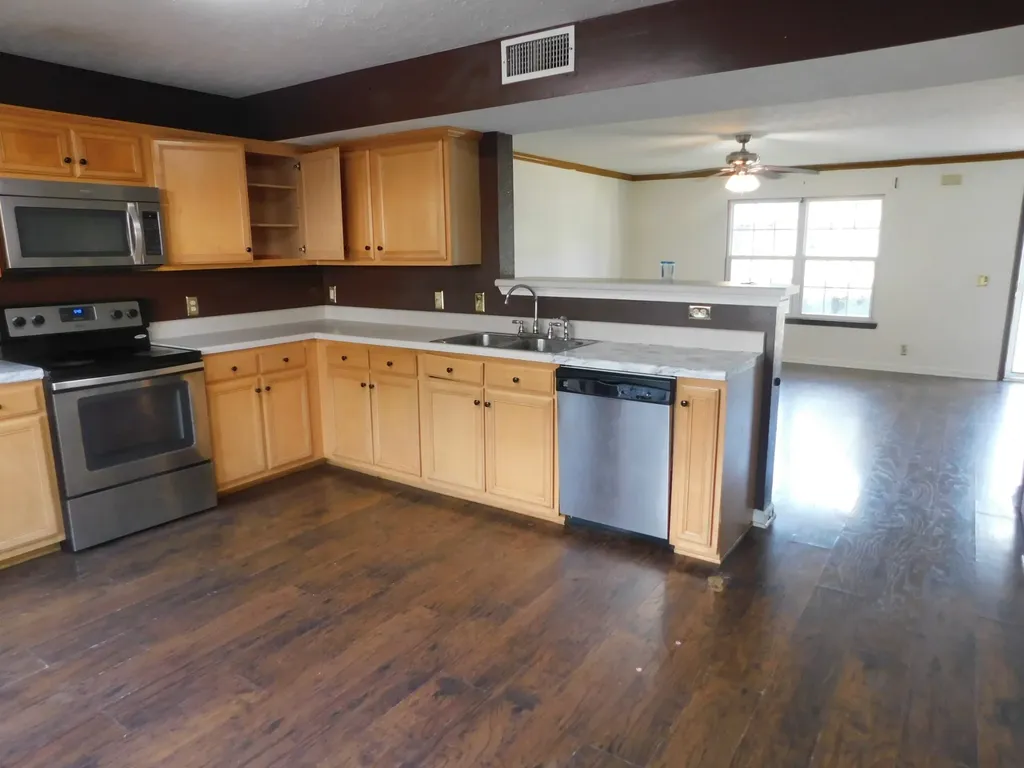 4112 Nir Shreibman Boulevard La Vergne TN 37086