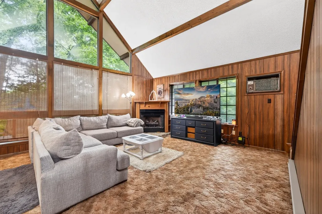 57 Steve Rich Road Red Boiling Springs TN 37150