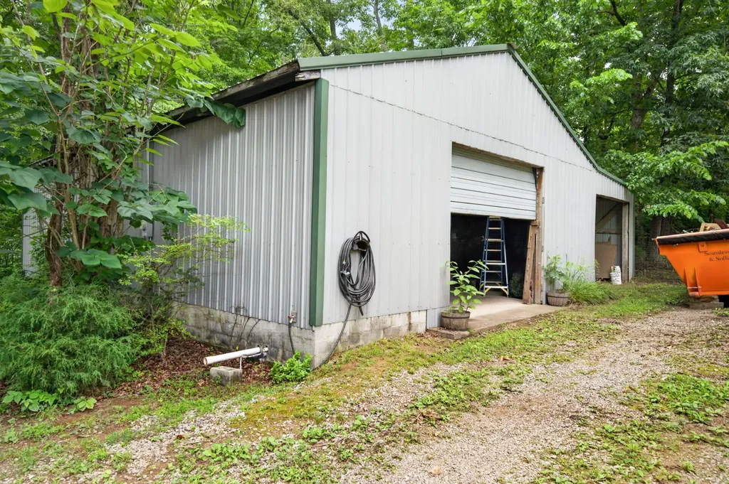 57 Steve Rich Road Red Boiling Springs TN 37150
