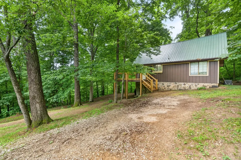57 Steve Rich Road Red Boiling Springs TN 37150