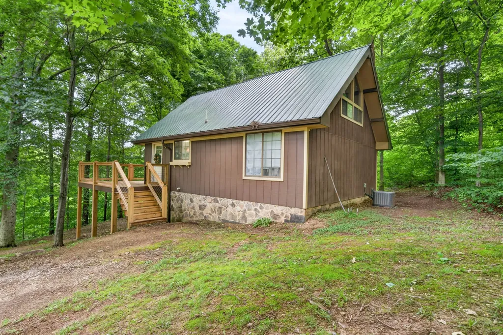 57 Steve Rich Road Red Boiling Springs TN 37150