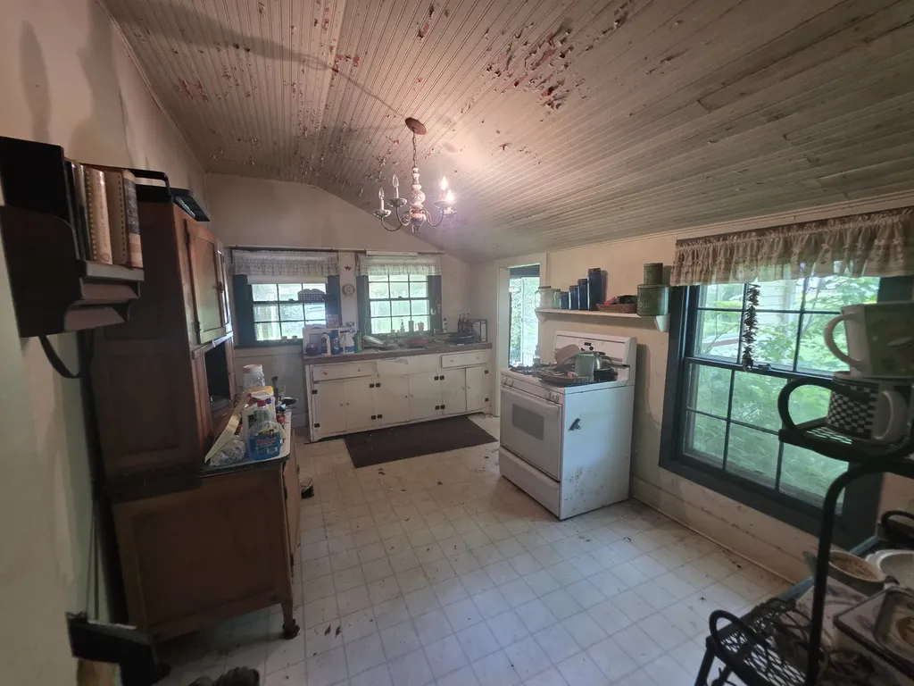170 Cumberland Street Altamont TN 37301