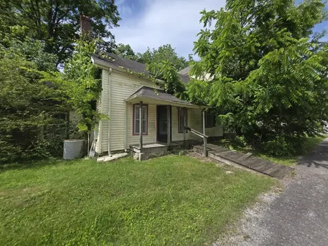 170 Cumberland Street Altamont TN 37301
