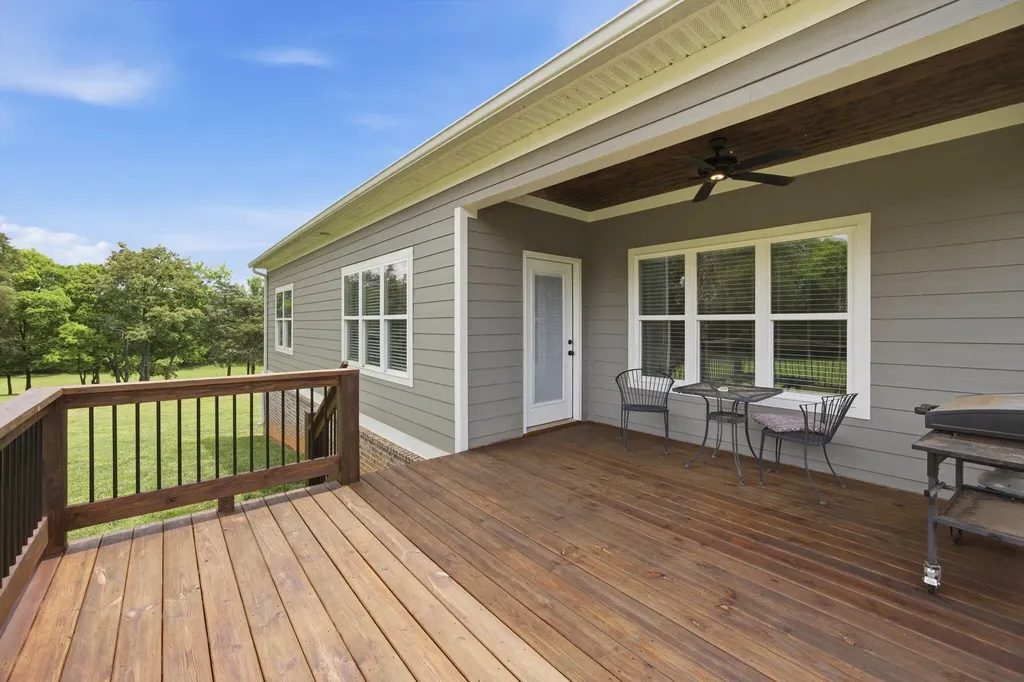 147 Carolina Lane, NE Cleveland TN 37312