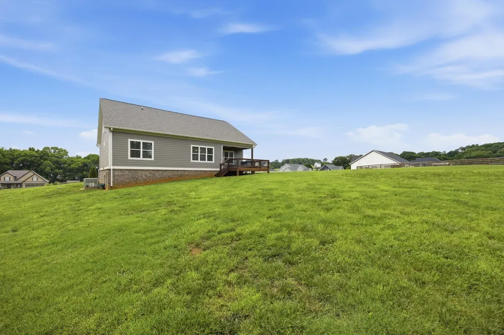 147 Carolina Lane, NE Cleveland TN 37312