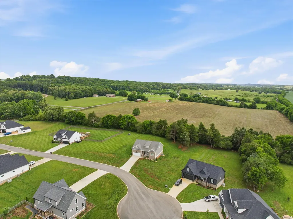 147 Carolina Lane, NE Cleveland TN 37312