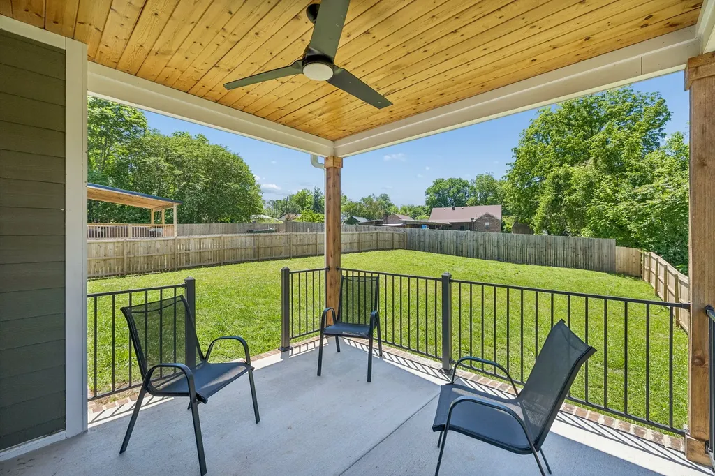 805 N Jefferson Street Winchester TN 37398