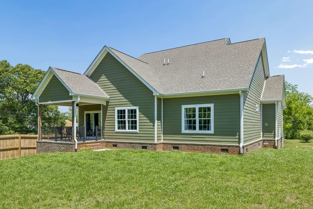 805 N Jefferson Street Winchester TN 37398