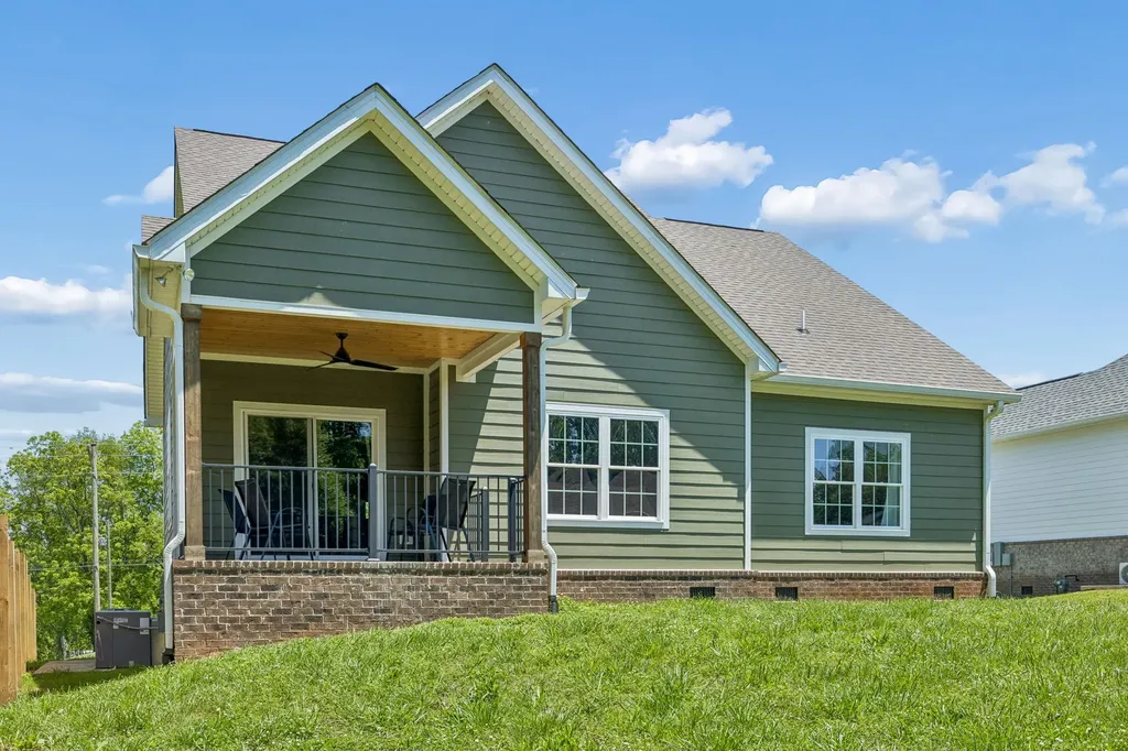 805 N Jefferson Street Winchester TN 37398