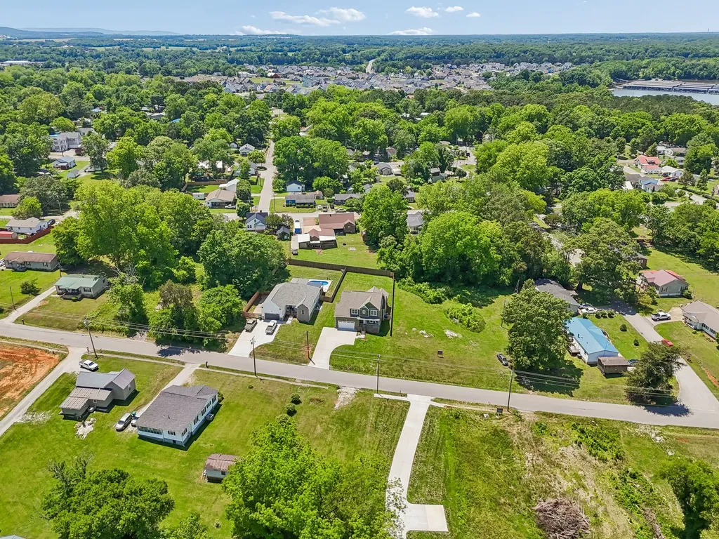 805 N Jefferson Street Winchester TN 37398