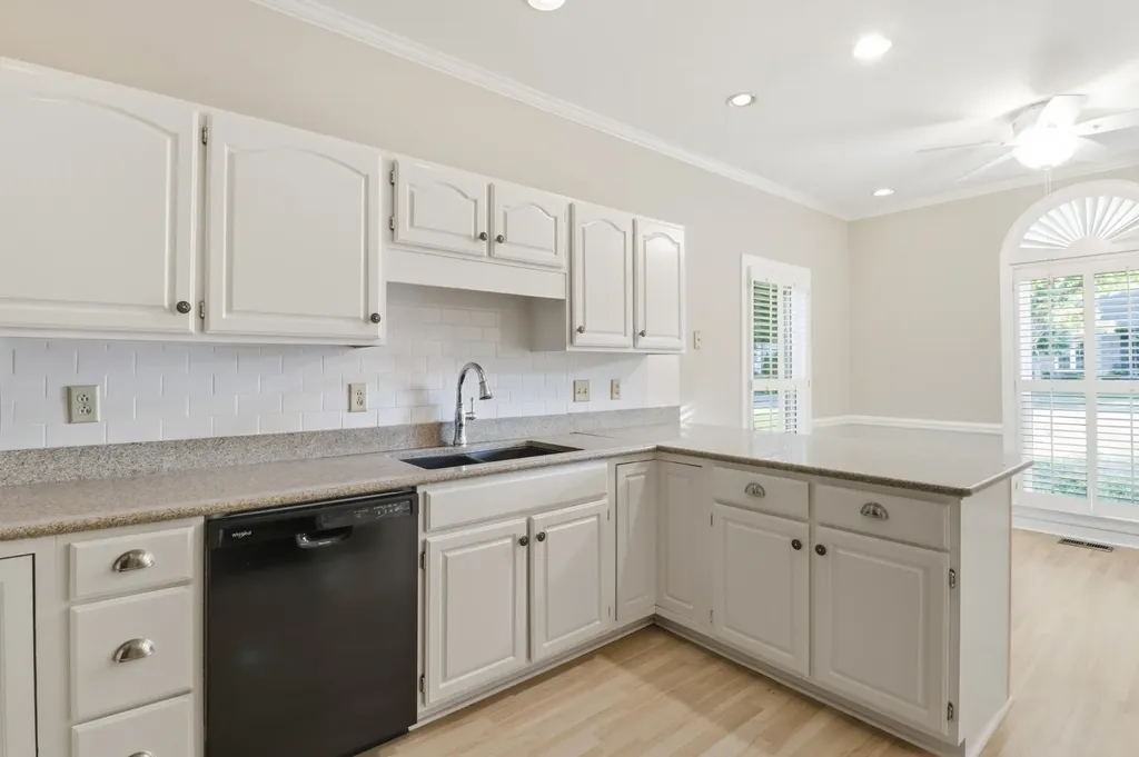1907 Chartwell Court Murfreesboro TN 37130