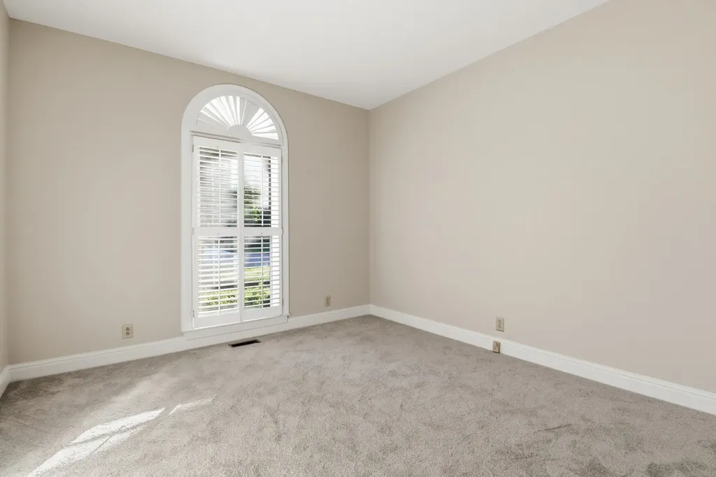 1907 Chartwell Court Murfreesboro TN 37130