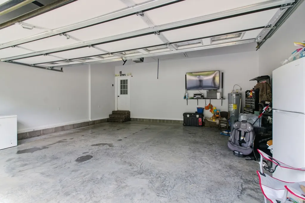 33 King Arthur Drive Paris TN 38242