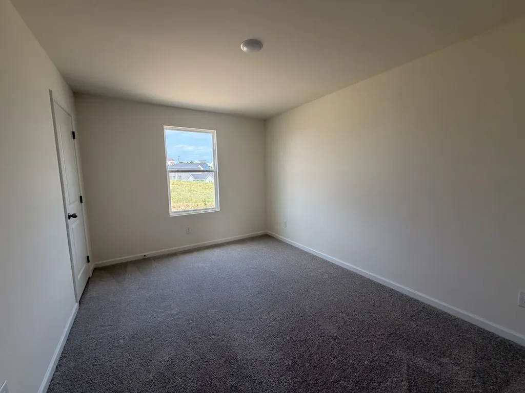 3224 Barrel Oak Pass Columbia TN 38401