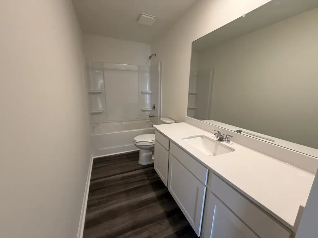 3224 Barrel Oak Pass Columbia TN 38401