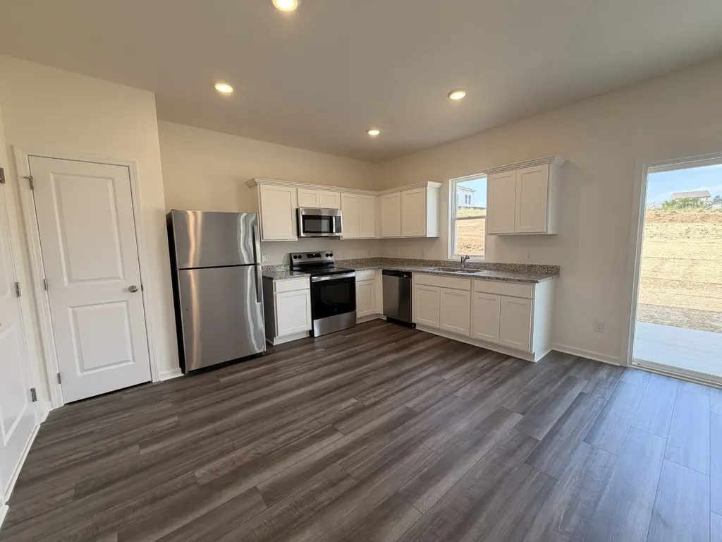 3224 Barrel Oak Pass Columbia TN 38401