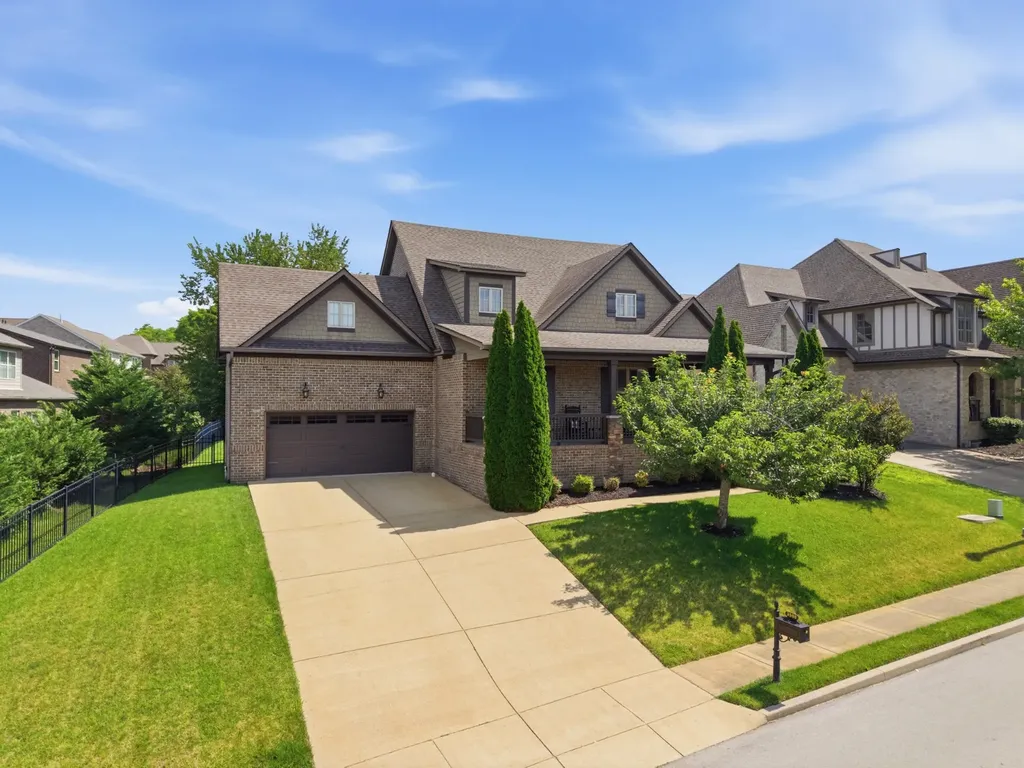 2000 Callaway Park Place Thompsons Station TN 37179