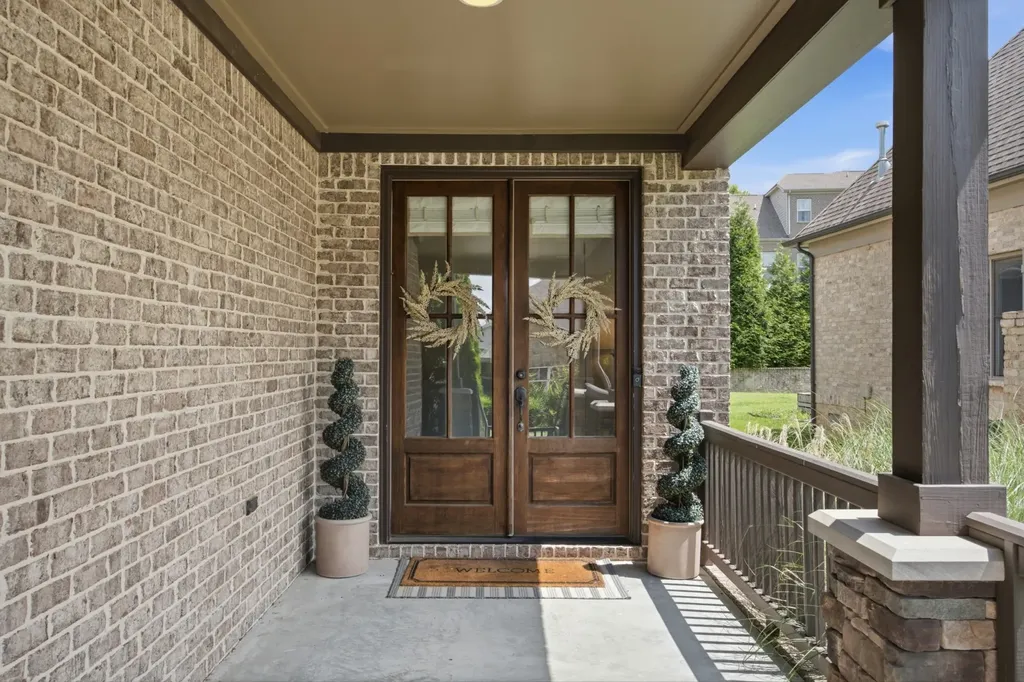 2000 Callaway Park Place Thompsons Station TN 37179