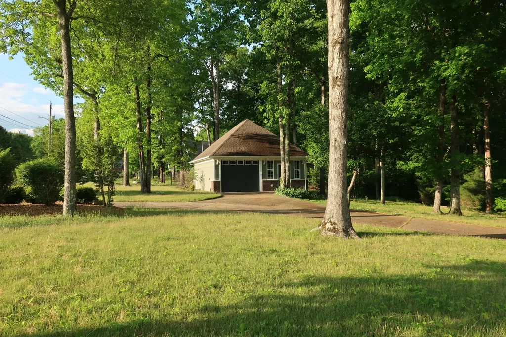 287 Michael Drive Waynesboro TN 38485