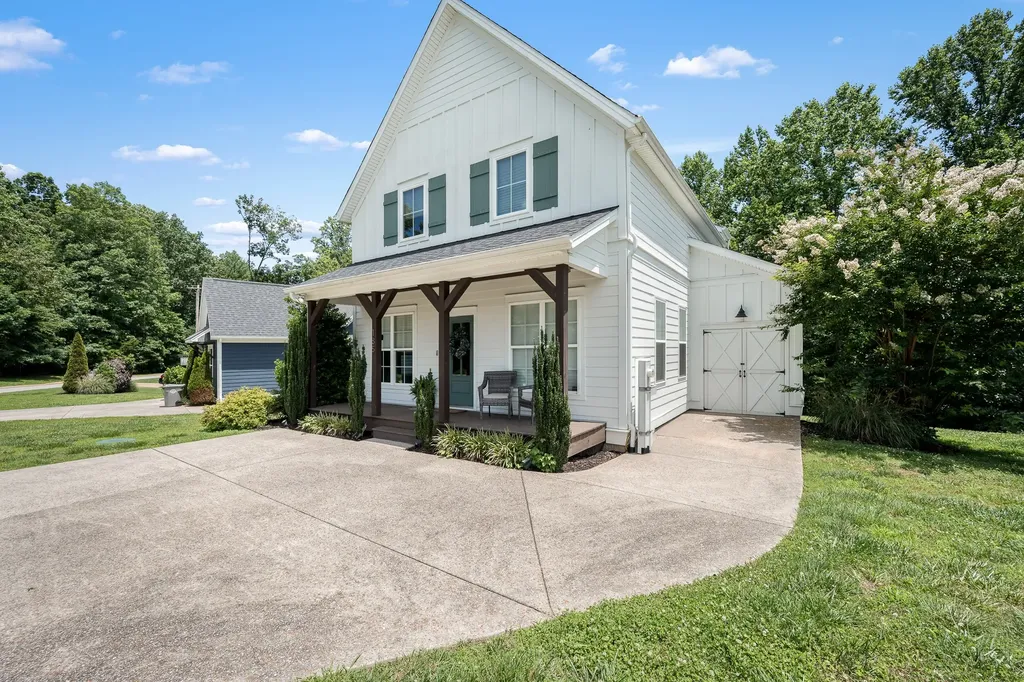 185 Evans Drive Tullahoma TN 37388