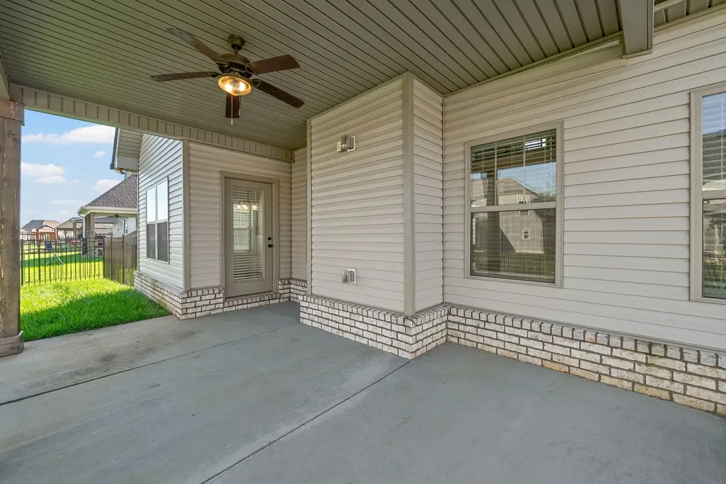 573 Bowden Drive Clarksville TN 37043