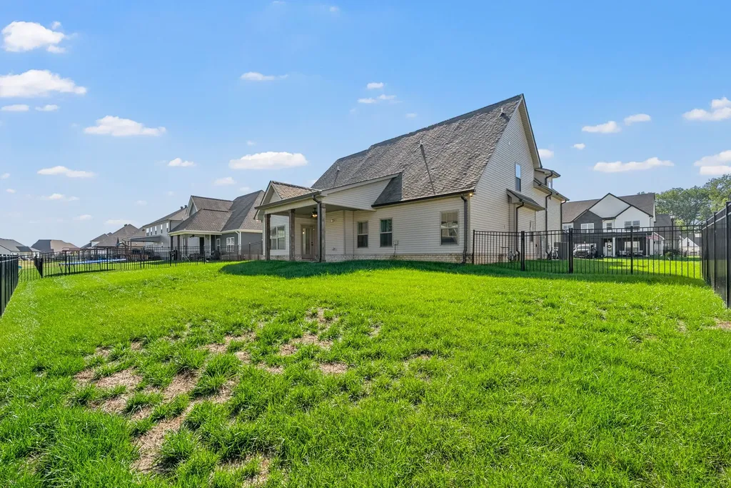 573 Bowden Drive Clarksville TN 37043