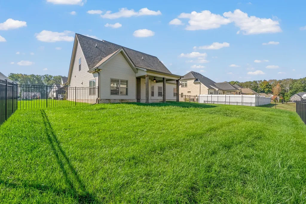 573 Bowden Drive Clarksville TN 37043