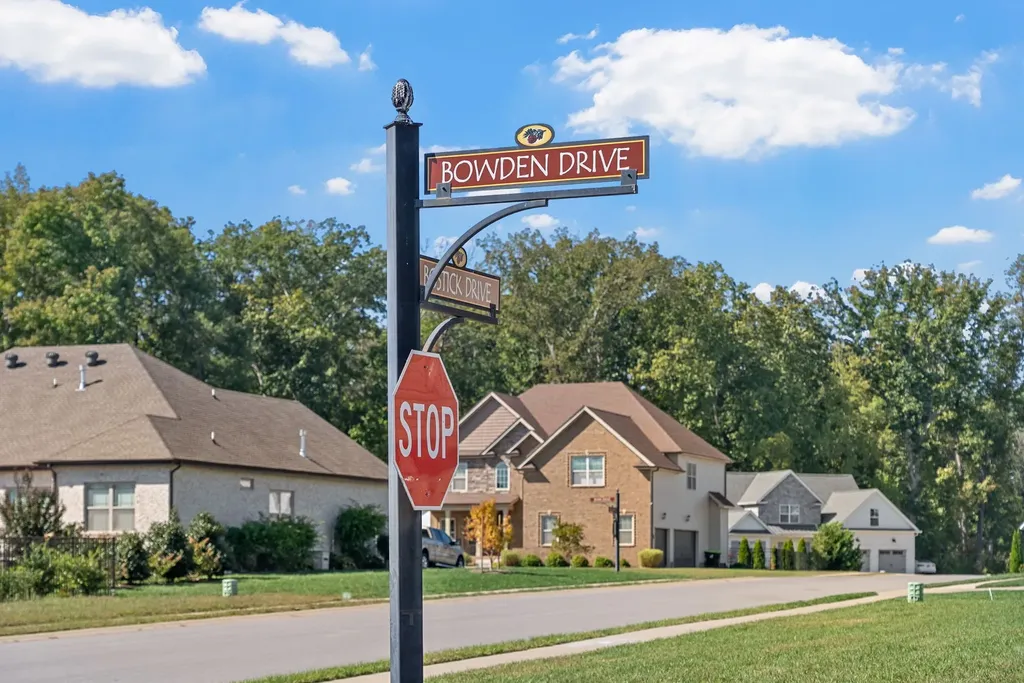 573 Bowden Drive Clarksville TN 37043