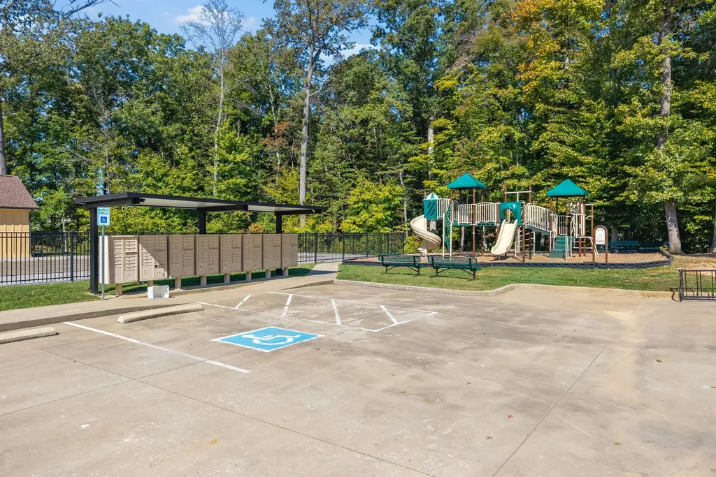 573 Bowden Drive Clarksville TN 37043